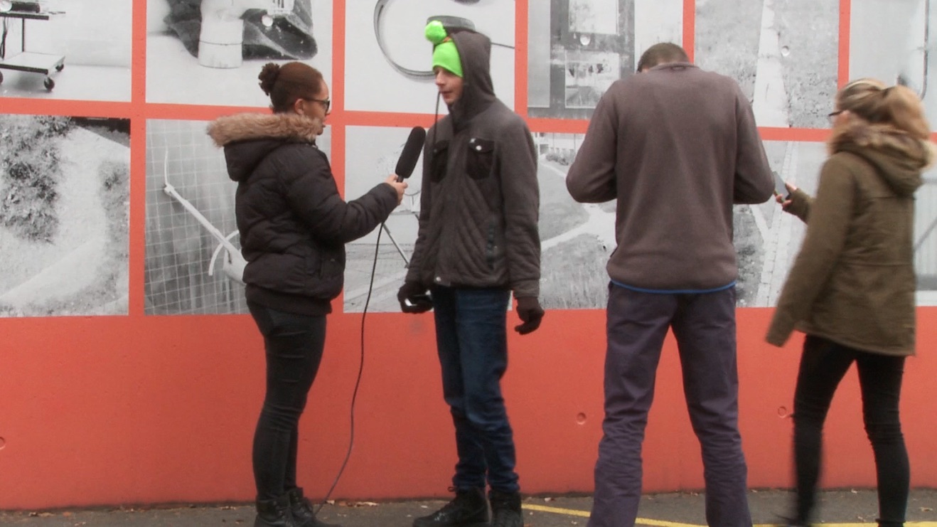 Filmstill «Schulraum»