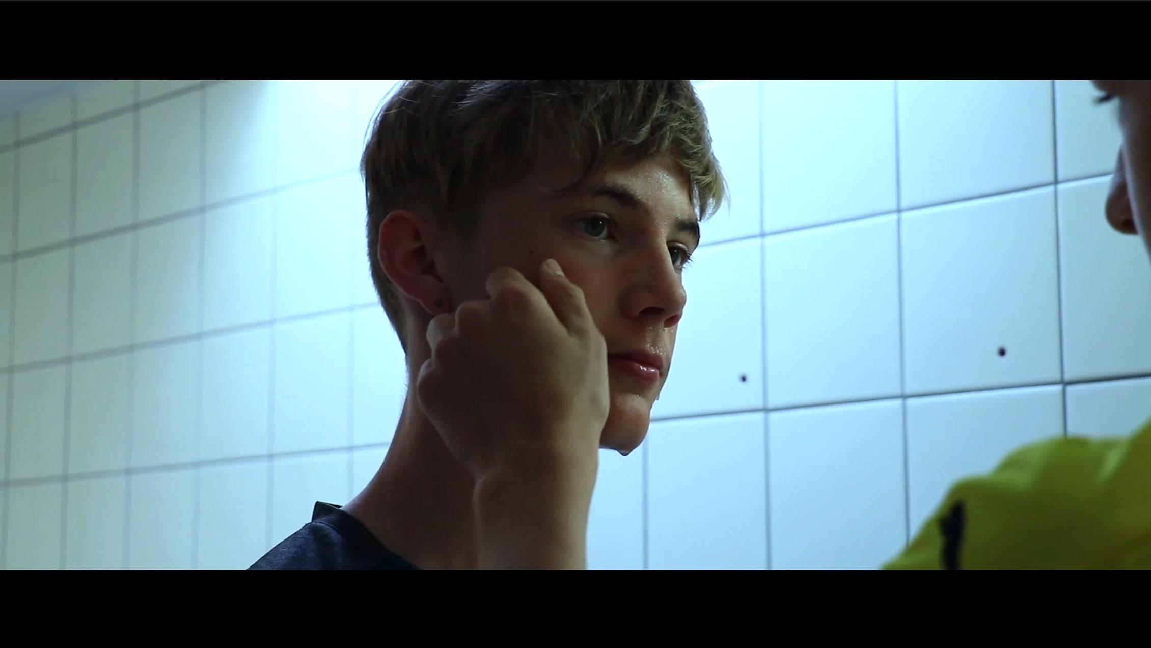 Filmstill «Über die Linie»