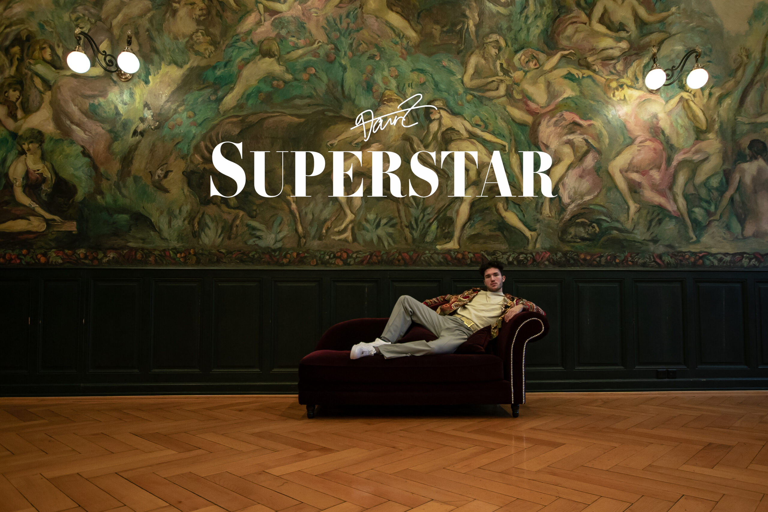 Filmstill «Superstar – Official Musicvideo»