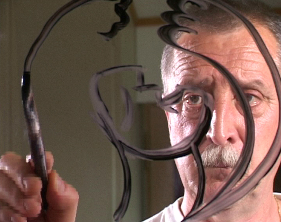 Photogramme «La crucifigaziun – Ina stuornadad?»