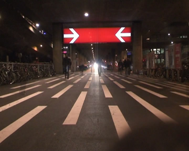 Filmstill «1 km zürich hardbrücke»