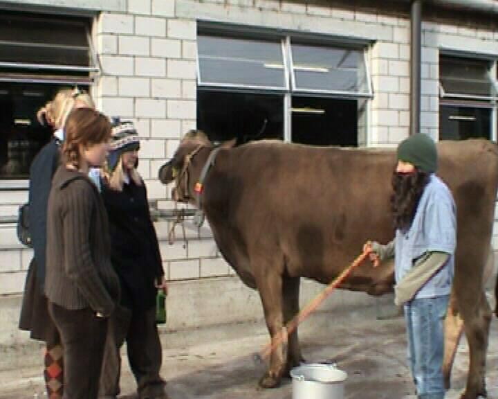 Filmstill «„Heimätli zu verschenken“»