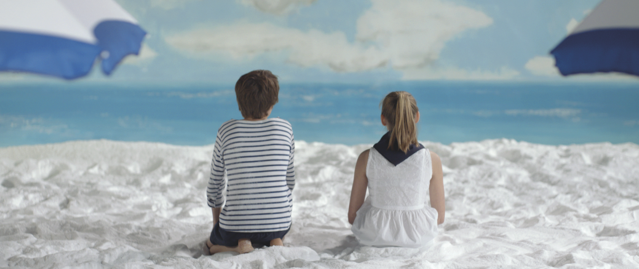 Filmstill «Parachutes»